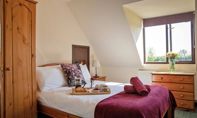 Denstone House | Alpaca Cottage - Alton Towers