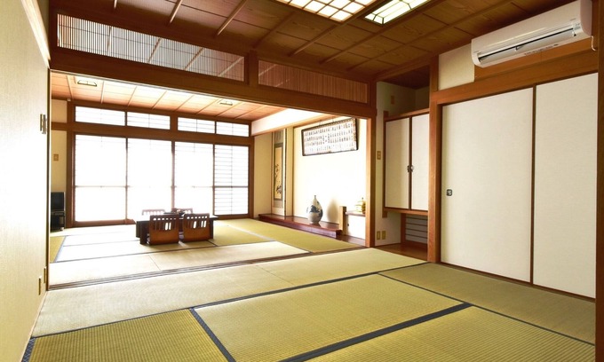 Hyakken Machi Apartment | Alphabed Takamatsu Marugamemachi 401 Tatami ha/Takamatsu Kagawa