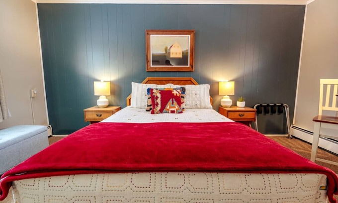 Manchester Center Hotel | Alpine 5, cozy Vermont retreat