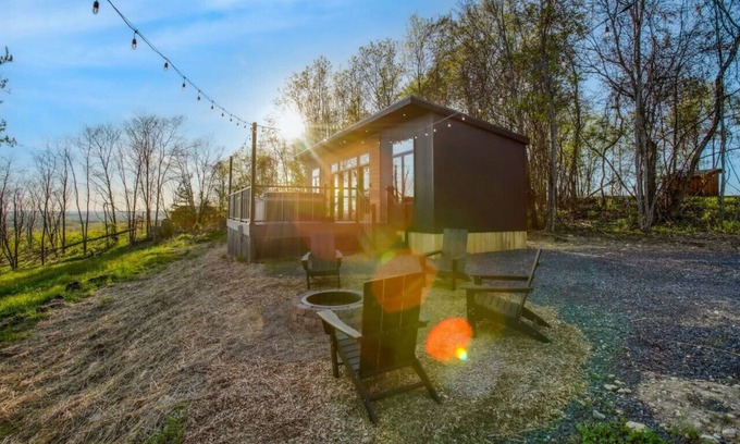 Brookville Cabin | Alpine Abode | Hot Tub, King Bed, Panoramic Views in PA Wilds