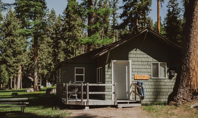 Seeley Lake Cabin | Alpine Cabin with a view of beautiful Seeley Lake at Tamaracks Resort