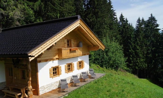 Hippach-Schwendberg Ski Chalet | Alpine Chalet Bergkristall
