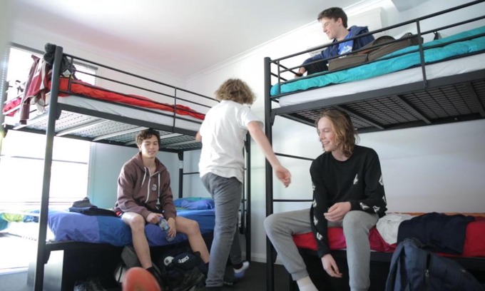 Bright Hostel | Alpine Sports Lodge