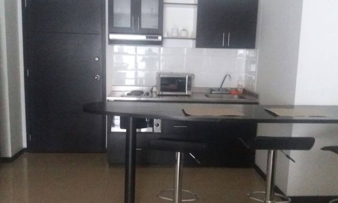 Ciudad Jardin Apartment | alquilo aparta estudio amoblado cali