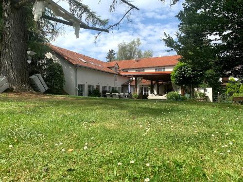 Hajek u Uhrinevsi House | Alt pension