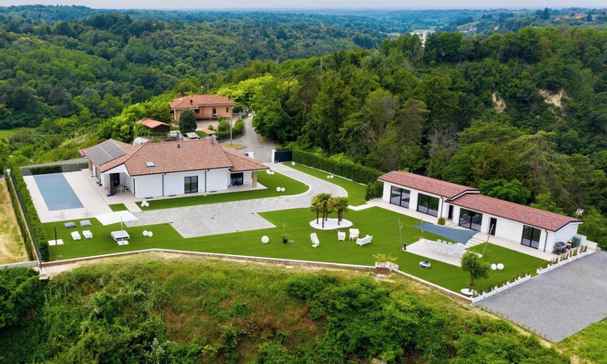 Monteu Roero Villa | Altavista Roero