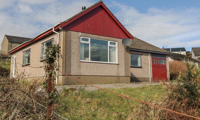Tayvallich Cottage | AM BRUAICH, family friendly, character holiday cottage in Tayvallich