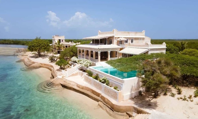 Lamu House | Amani House 5 bedrooms sleeps 10