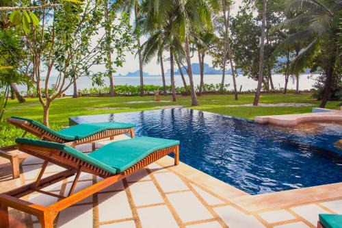 Sai Thai Villa | Amatapura Beachfront Villa 12, SHA Certified