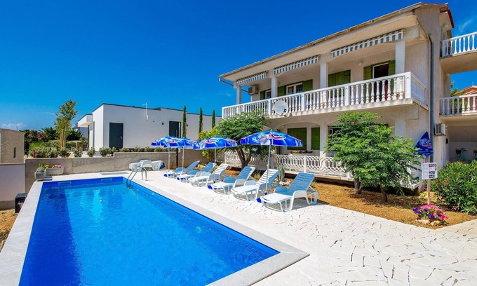 Barbat na Rabu Apartment | Amazing apartment in Barbat na Rabu