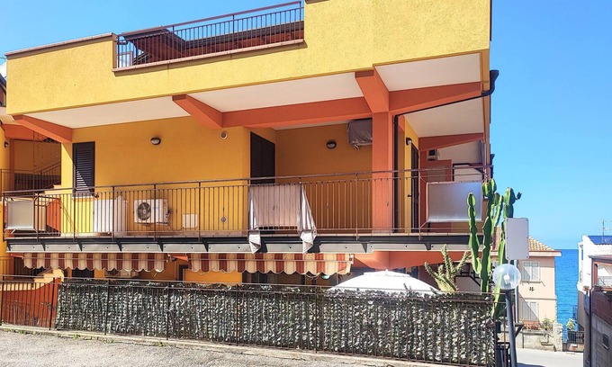 Marina di Caronia Apartment | Amazing apartment in Caronia Marina with WiFi