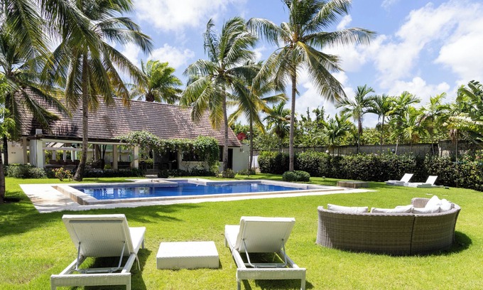 Bavaro Villa | Amazing Familiar Villa Caribbean Style!