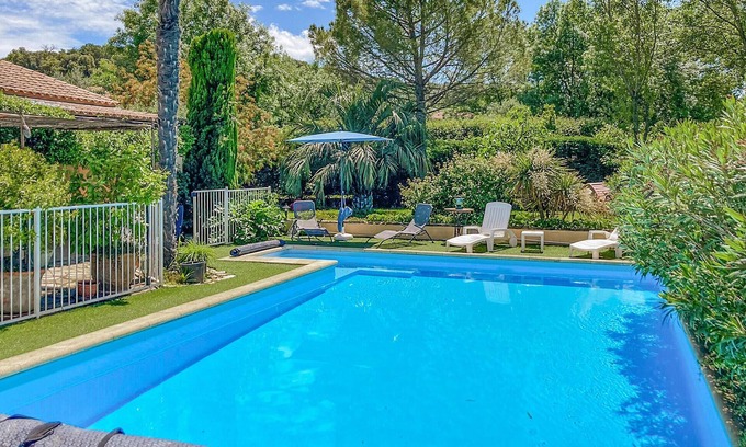 Saint-Privat-des-Vieux House | Amazing home in St-Privat-des-Vieux