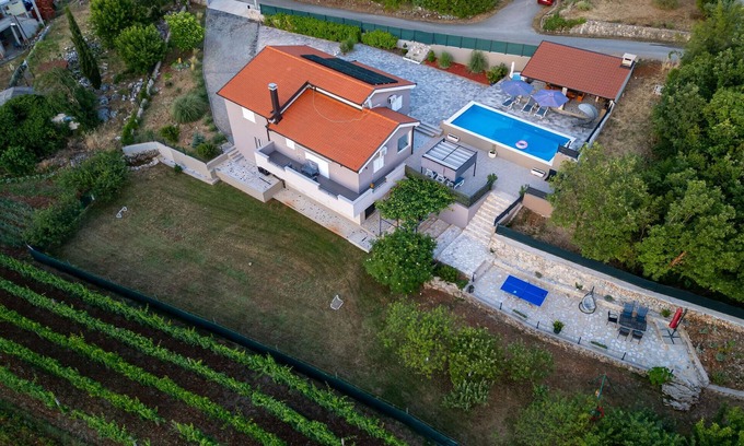 Podbablje House | Amazing home in Drum with WiFi
