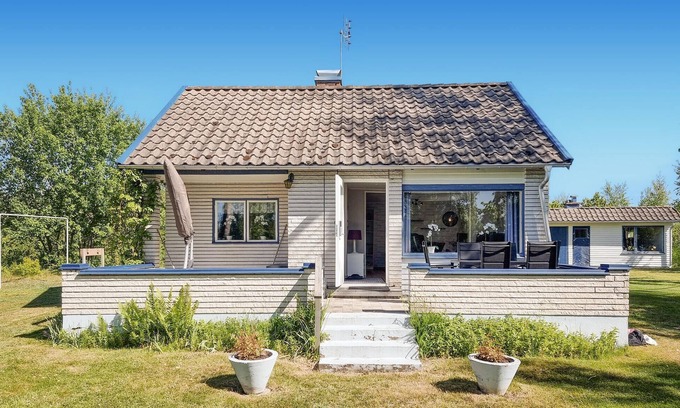 Lidkoping Municipality House | Amazing home in Söne with WiFi