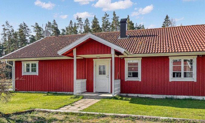 Flattinge House | Amazing home in Vittaryd with kitchen