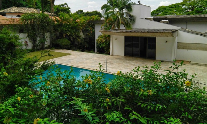 Morumbi House | Amazing House in Morumbi - SAO008