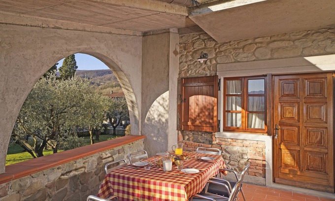 Groppoli Villa | Amazing location surrounded by greenery with view of the Apuan Alps near 5 terre