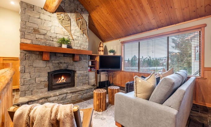 Whistler Village Condo | Amazing location | Private hot tub | Free parking