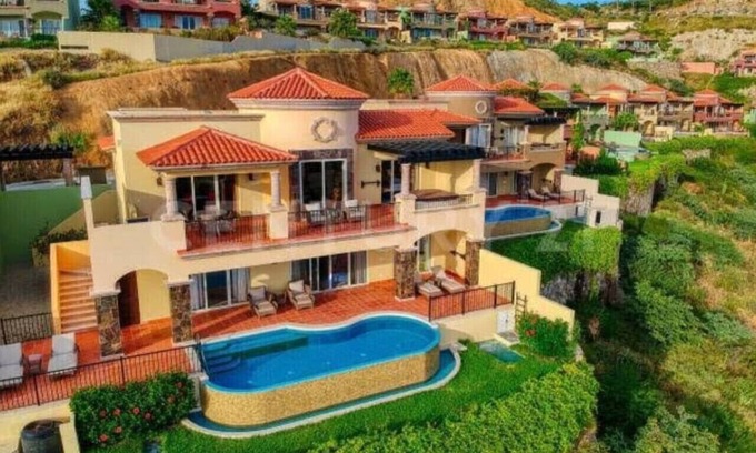 Paraiso Escondido Villa | Amazing Montecristo Villa in Quivira