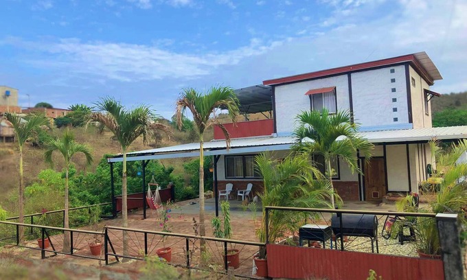 Puerto Lopez House | Amazing ocean view, 10 min walk to beach, quiet, fully furnished