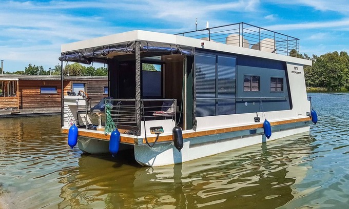 Havelsee Boat Rental | Amazing ship in Havelsee OT Kützkow