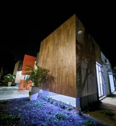 Leticia House | Amazonia Deluxe Lake Condo