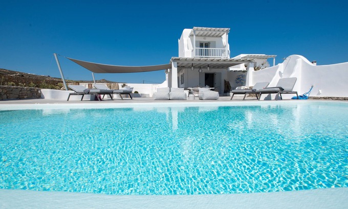 Xilokeratidi Villa | Ambiente Villas -New villa built for relaxation