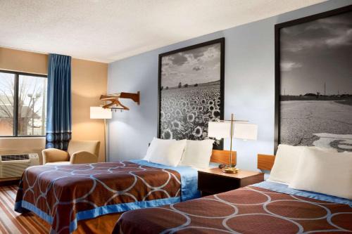 Pittsburg Hotel | Americas Best Value Inn Pittsburg