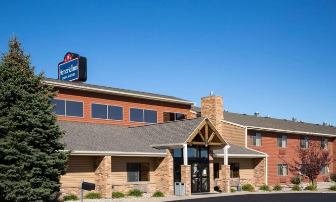 Sioux City Hotel | AmericInn by Wyndham Sioux City