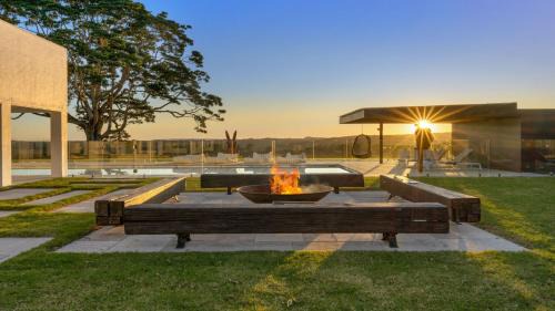 Federal House | Amileka - luxury 25 acre estate with pool