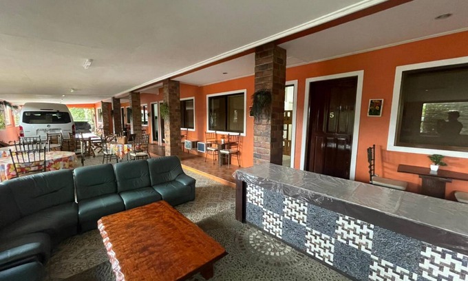 Mendez Crossing West Hotel | Amirsache Villa