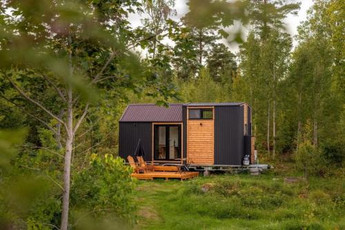 Ammeberg House | Ammebergs Blommor by Tiny Away