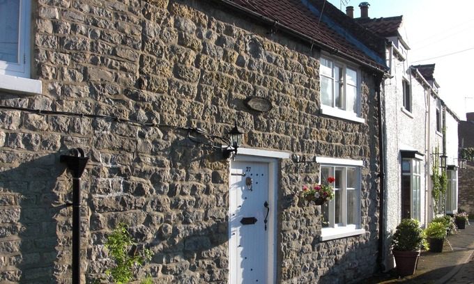 Kirkbymoorside Cottage | Ammonite Cottage - cosy riverside home, character & original period features