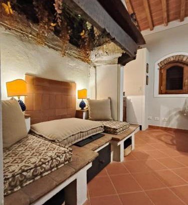 Certaldo Alto Apartment | Amorosa Dimora