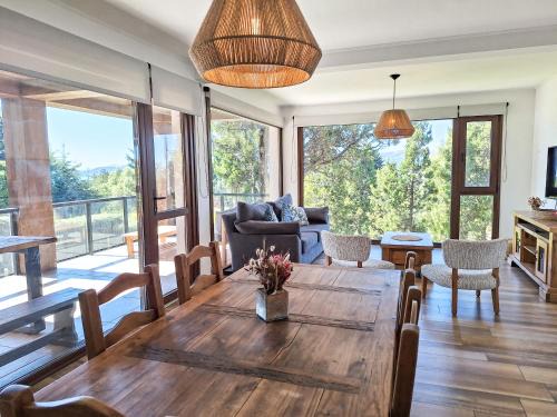 San Carlos de Bariloche Apartment | Amplio departamento con vista al lago