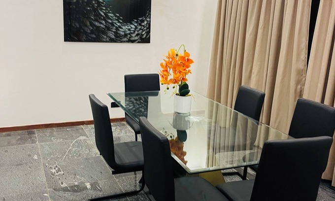 Sakumono House | An amazing 4-bedroom townhome with WiFi,Outdoor jacuzzi in serene Sakumono,Accra