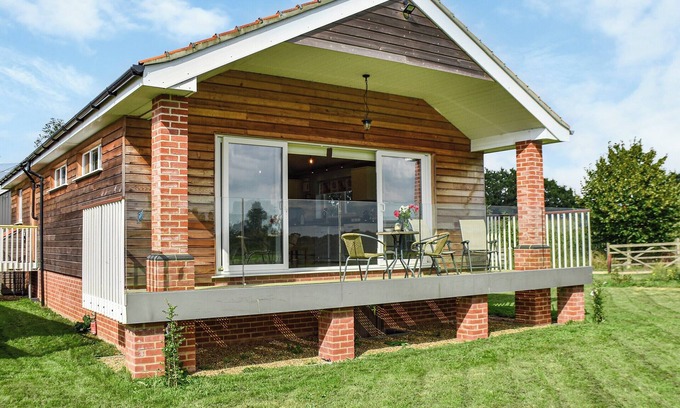 Attleborough Cottage | An ideal destination for relaxation, comfort, and immersion in nature’s beauty.