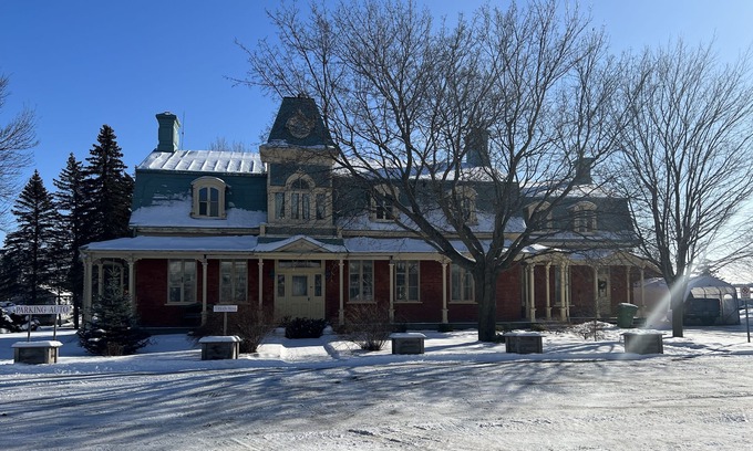 Saint-Zephirin-de-Courval House | Ancestral house 12 rooms