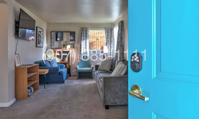 Fairview Apartment | Anchor Town Lodge- The Beluga