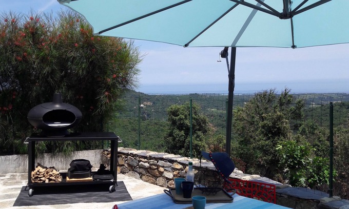 Chiatra House | ANCIENT BERGERY ideally located, between sea and maquis