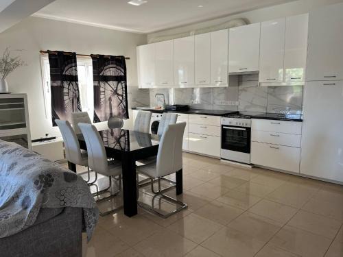 Limassol Apartment | ANDRIA'S luxury family studio near Casino limassol