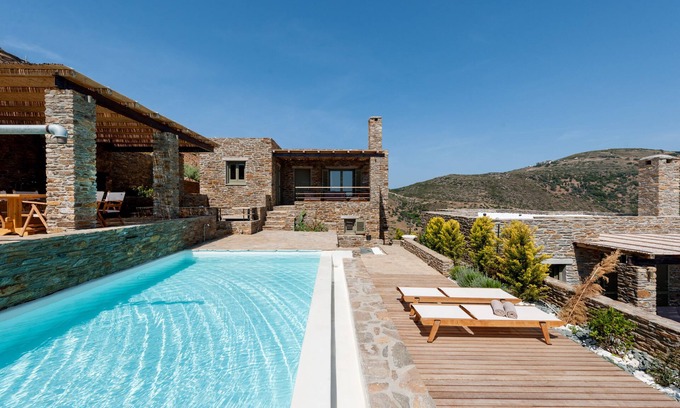 Gavrio Villa | Andros Tessera - Grand Villa