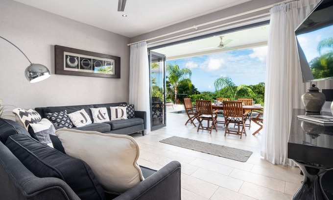 Halcyon Heights House | Angel Heights - Deluxe Villa, Close to Holetown