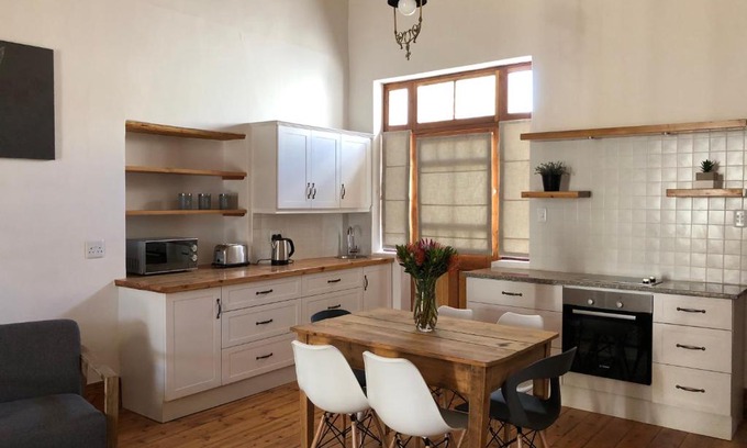 Graaff-Reinet Apartment | Angora Rest