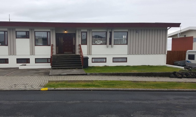 Grindavik House | Anitas Guesthouse
