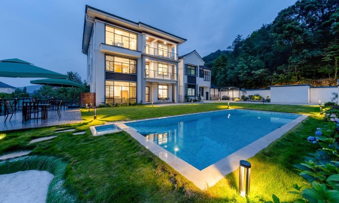 Anji House | Anji Fancy Garden Villa