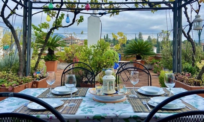 Careggi Rifredi Apartment | ANNA'S HANGING GARDEN