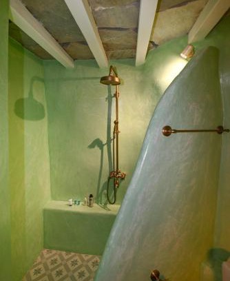 Arnados House | Anna's Village House Arnados