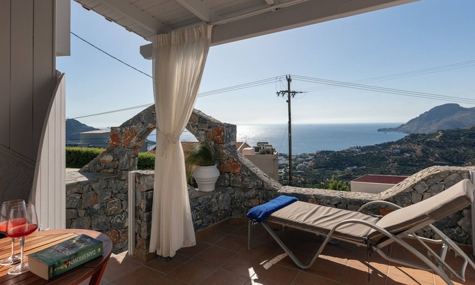 Mirthios Apartment | AnnaView Deluxe 35sqm apartment No13 with Seaview